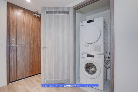 Photo 16 at 936 - 1 Concord Cityplace Way, Waterfront Communities C1, Toronto