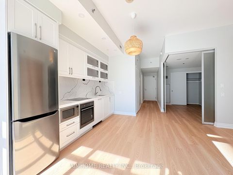 Photo 6 at 621 - 783 Bathurst Street, University, Toronto