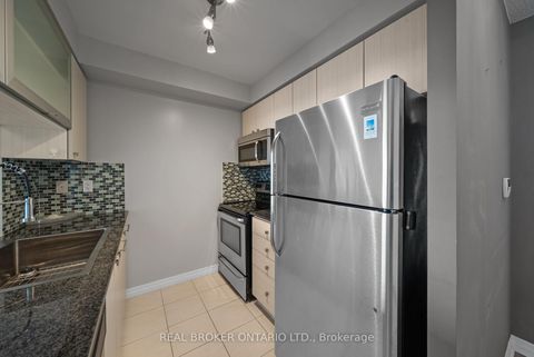 Photo 9 at 3010 - 2015 Sheppard Avenue E, Henry Farm, Toronto