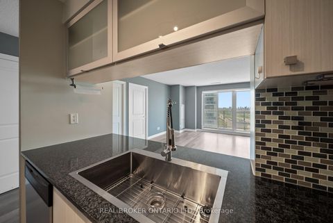 Photo 10 at 3010 - 2015 Sheppard Avenue E, Henry Farm, Toronto