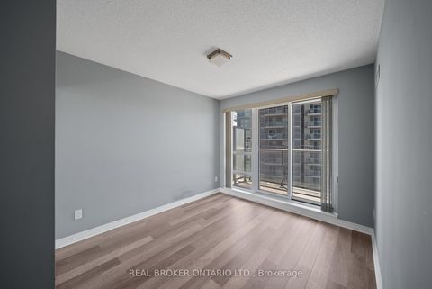 Photo 12 at 3010 - 2015 Sheppard Avenue E, Henry Farm, Toronto