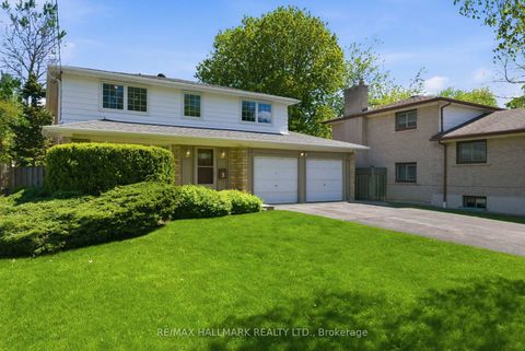 Photo 1 at 5 Bethune Boulevard, Guildwood, Toronto
