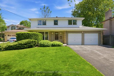 Photo 2 at 5 Bethune Boulevard, Guildwood, Toronto