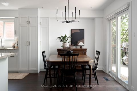 Photo 8 at 34 Tambrook Drive, L'Amoreaux, Toronto
