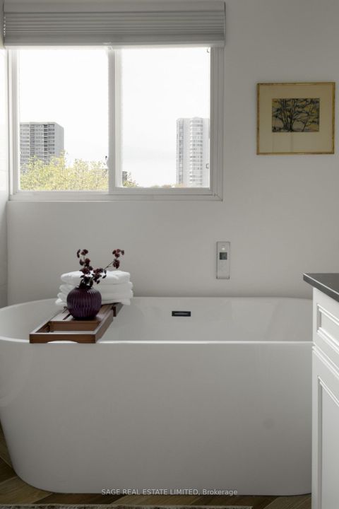 Photo 21 at 34 Tambrook Drive, L'Amoreaux, Toronto