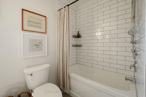 Photo 25 at 34 Tambrook Drive, L'Amoreaux, Toronto