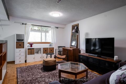 Photo 27 at 34 Tambrook Drive, L'Amoreaux, Toronto