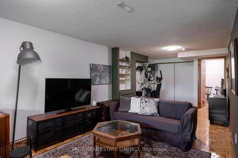 Photo 29 at 34 Tambrook Drive, L'Amoreaux, Toronto