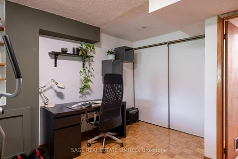 Photo 31 at 34 Tambrook Drive, L'Amoreaux, Toronto
