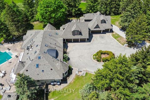 Photo 3 at 332 Burns Boulevard, King City, King