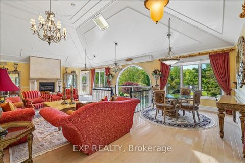 Photo 10 at 332 Burns Boulevard, King City, King