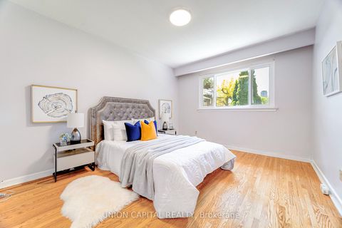 Photo 18 at 483 Huntingwood Drive, Sullivan, Toronto