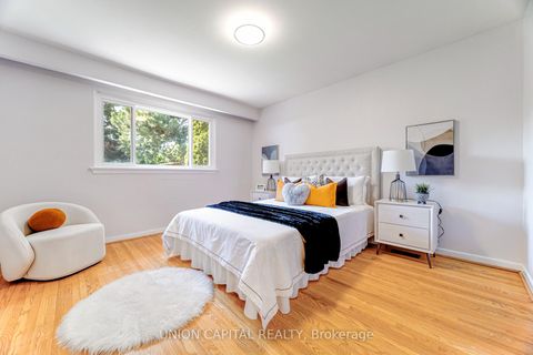 Photo 20 at 483 Huntingwood Drive, Sullivan, Toronto