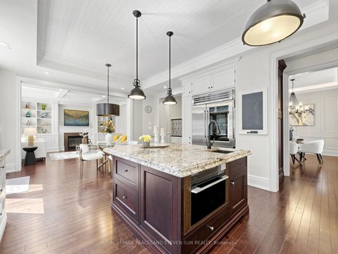 Photo 10 at 443 Paradelle Drive, Oak Ridges Lake Wilcox, Richmond Hill