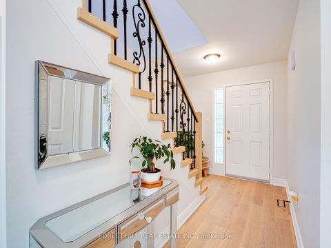 Photo 4 at 70 Shoniker Drive, Summerhill Estates, Newmarket