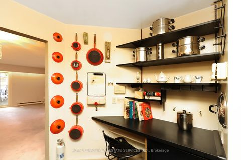 Photo 13 at 18 - 442 Perth Avenue, Junction, Toronto