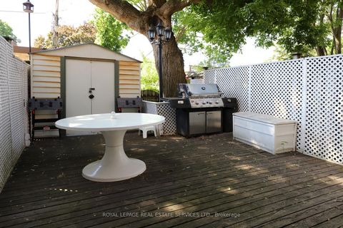Photo 15 at 18 - 442 Perth Avenue, Junction, Toronto