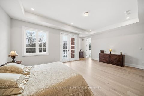 Photo 18 at 16 Gianvito Crescent, King City, King