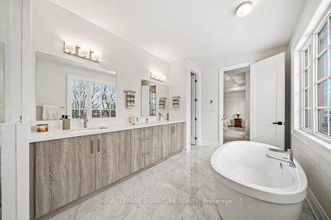 Photo 19 at 16 Gianvito Crescent, King City, King