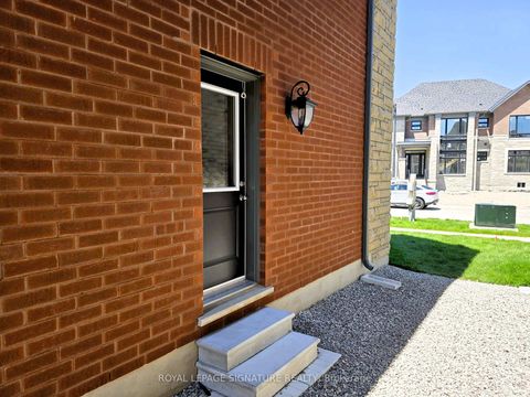Photo 33 at 16 Gianvito Crescent, King City, King
