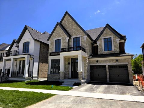 Photo 35 at 16 Gianvito Crescent, King City, King