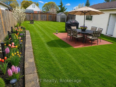 Photo 2 at 256 Farewell Street, Donevan, Oshawa