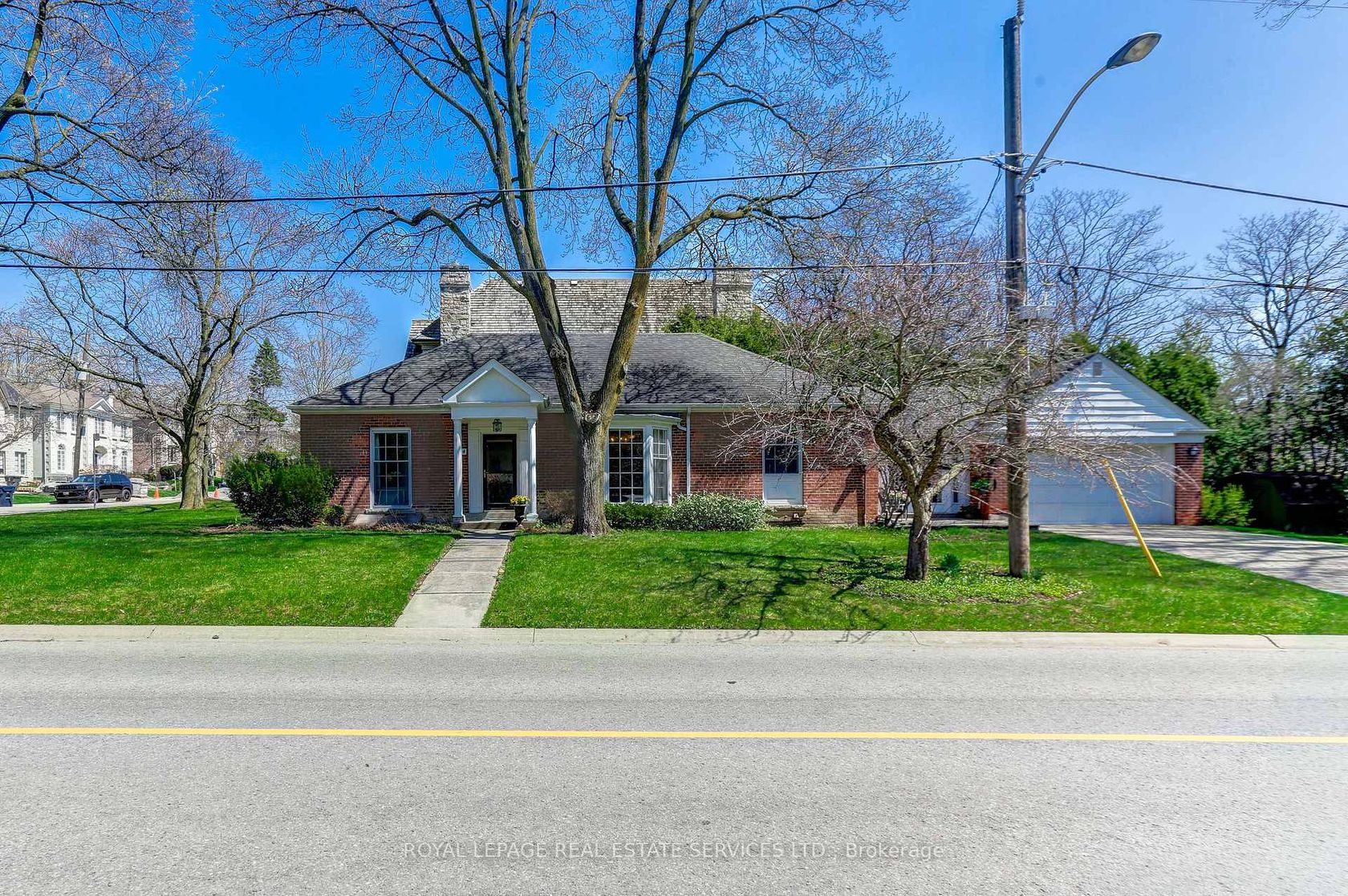 44 Highland Crescent, York Mills, Toronto 