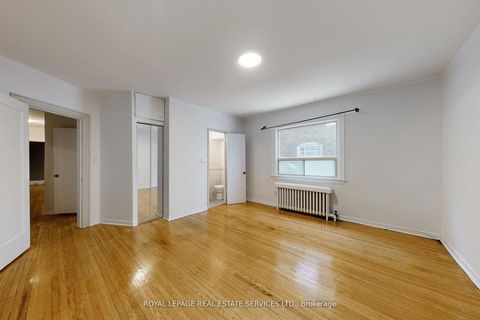 Photo 9 at 89 Oriole Parkway, St. Clair, Toronto