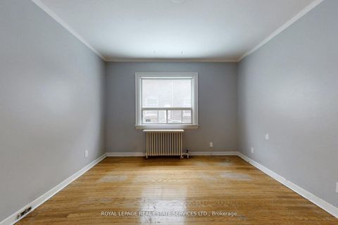 Photo 10 at 89 Oriole Parkway, St. Clair, Toronto