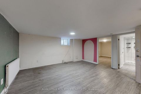 Photo 26 at 89 Oriole Parkway, St. Clair, Toronto