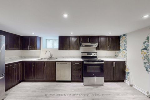 Photo 29 at 89 Oriole Parkway, St. Clair, Toronto