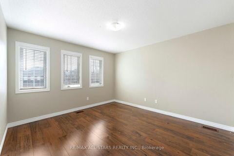 Photo 19 at 18 Reddenhurst Crescent, Keswick South, Georgina