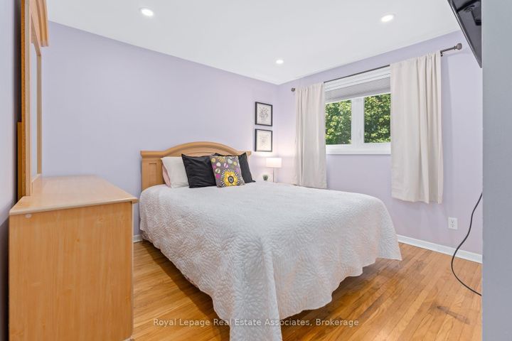 Photo 18 at 26 Marilyn Crescent, Georgetown, Halton Hills