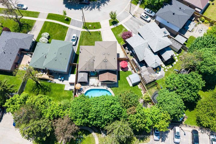 Photo 44 at 26 Marilyn Crescent, Georgetown, Halton Hills