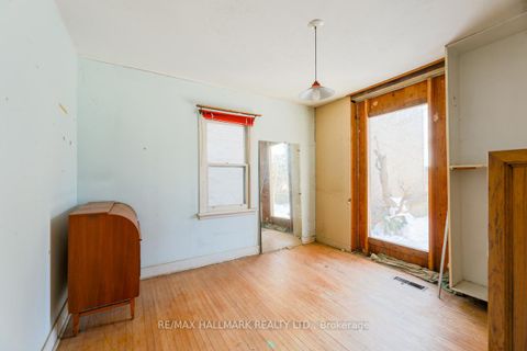 Photo 6 at 63 Highview Avenue, Cliffside, Toronto