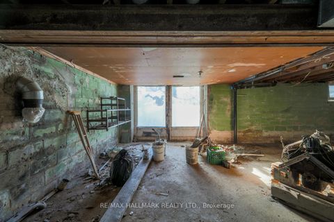 Photo 12 at 63 Highview Avenue, Cliffside, Toronto