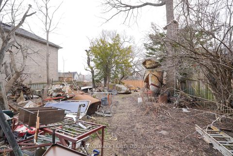 Photo 13 at 63 Highview Avenue, Cliffside, Toronto