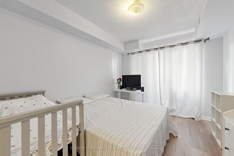 Photo 12 at 2012 - 3035 Finch Avenue W, Humbermede, Toronto