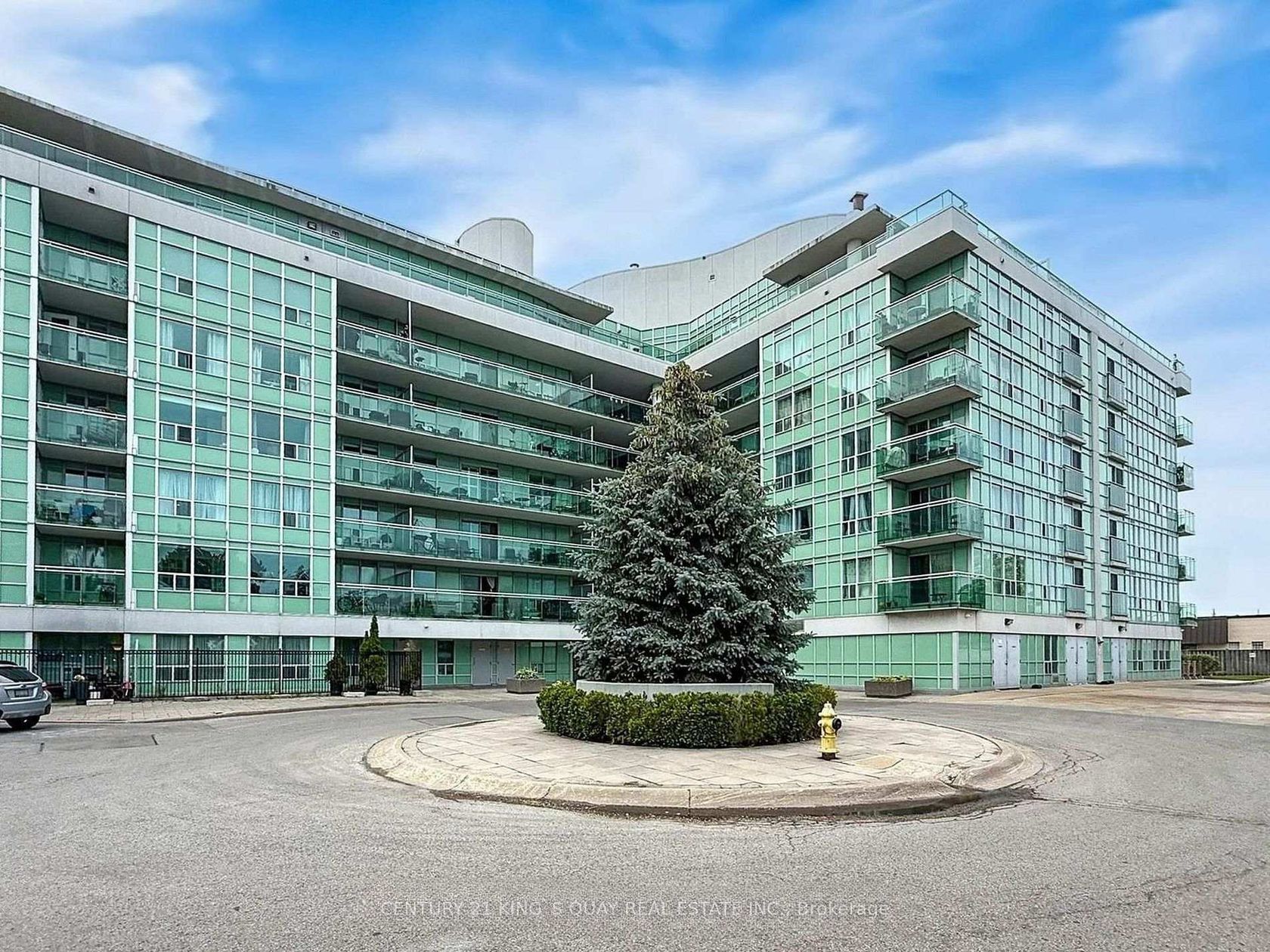 227 - 60 Fairfax Crescent, Birchmount, Toronto 