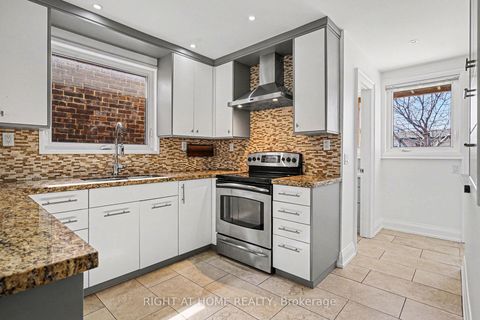 Photo 4 at 174 Rosethorn Avenue, Eglinton West, Toronto