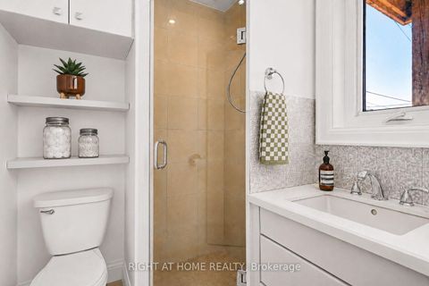 Photo 5 at 174 Rosethorn Avenue, Eglinton West, Toronto