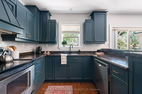 Photo 5 at 43 Sharpe Street, Cliffside, Toronto