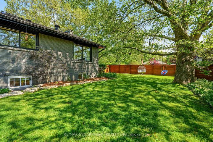 Photo 27 at 600 Deborah Crescent, LaSalle, Burlington