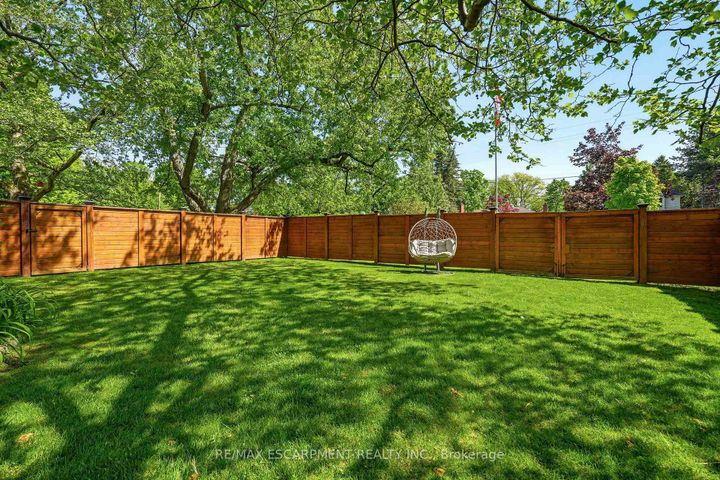 Photo 30 at 600 Deborah Crescent, LaSalle, Burlington