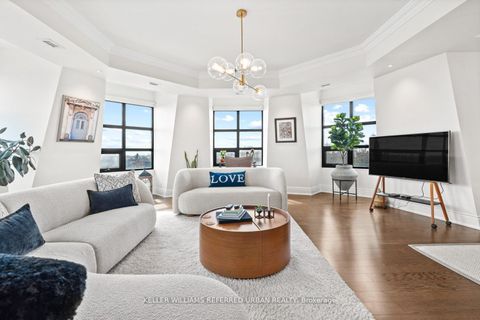 Photo 4 at 708 - 650 Mount Pleasant Road, Mount Pleasant West, Toronto