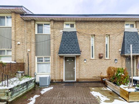 Photo 4 at 25 - 16 Rexdale Boulevard, Kipling, Toronto