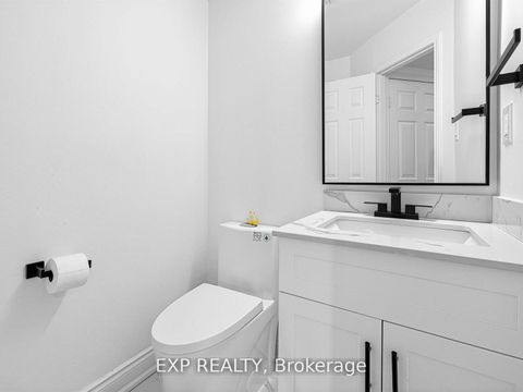 Photo 32 at 125 Green Bush Crescent, Yorkhill, Vaughan