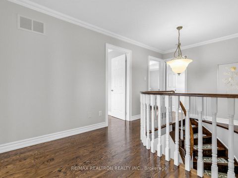 Photo 24 at 128 Embassy Drive, East Woodbridge, Vaughan