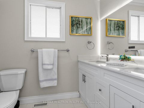 Photo 27 at 128 Embassy Drive, East Woodbridge, Vaughan