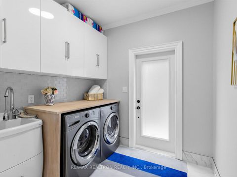 Photo 28 at 128 Embassy Drive, East Woodbridge, Vaughan